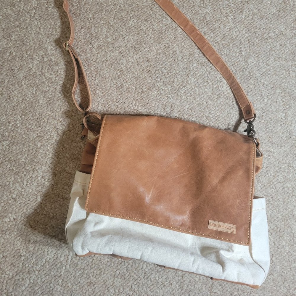 Better Life Bags Amelia convertible crossbody/backpack, leather and canvas EUC